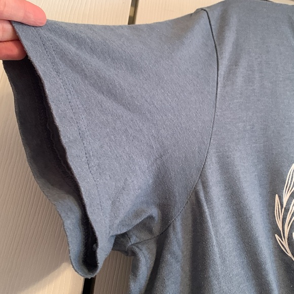 FREE WITH PURCHASE****** Bella canvas, short sleeve tee shirt, size 2X, EUC - Picture 5 of 7